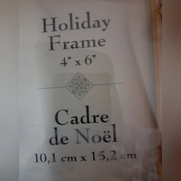 Vintage Holiday Picture Frame    Size 4"×6" - Picture 6 of 7